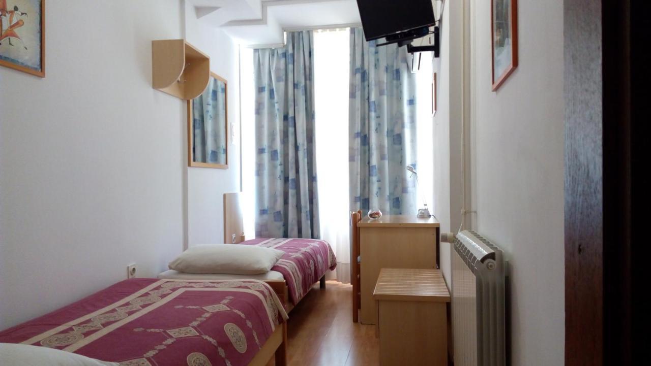 Accomodation Pertout Nova Gorica Eksteriør billede